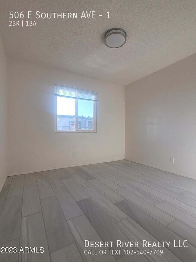 Building Photo - 506 E Southern Ave