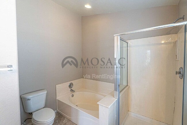 Building Photo - 9304 E Monte Ave