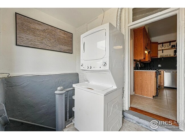 Building Photo - 2955 Columbine St