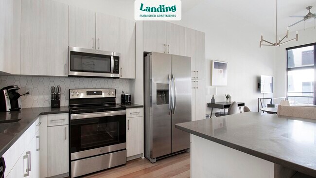 Building Photo - 2450 Camellia Ln NE