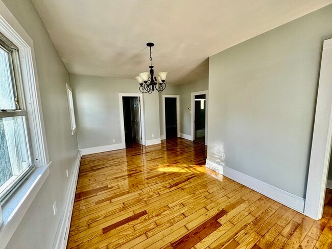 Building Photo - 30 Lucas St