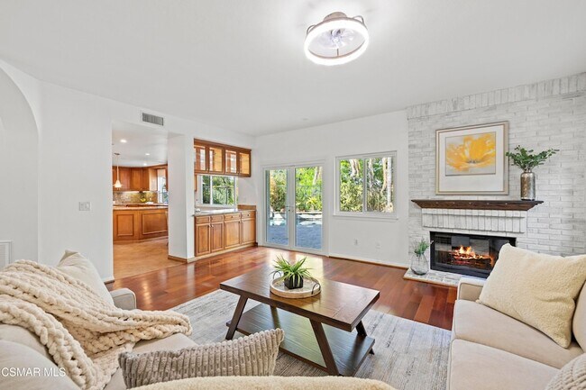 Building Photo - 287 Golden Fern Ct