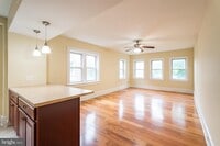 Building Photo - 2252 Bryn Mawr Ave