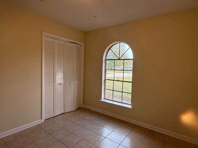 Building Photo - Northwood Village Corner Lot