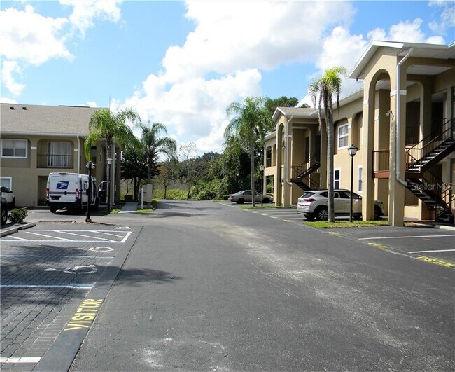 Building Photo - 8846 Coral Palms Ct