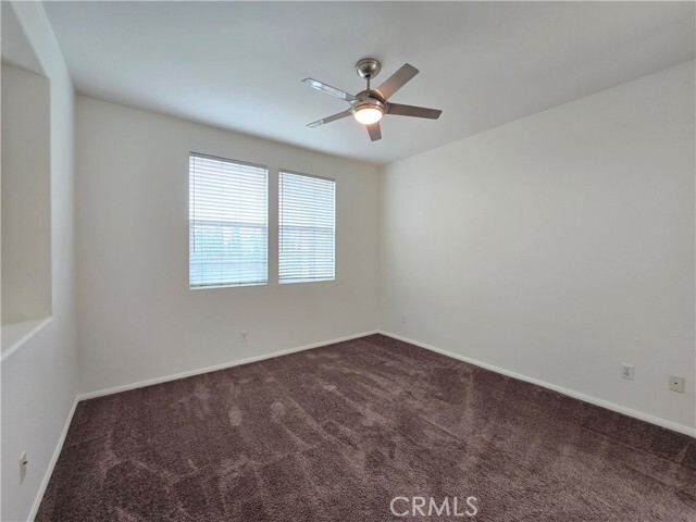 Building Photo - 527 N Chardonnay Dr