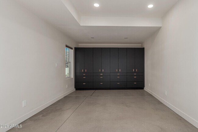 Building Photo - 125 N 11th Ave