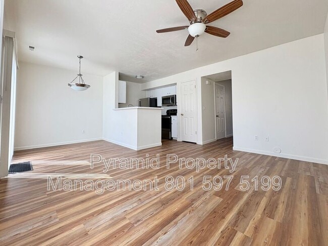 Building Photo - 4521 Bella Verde Ct