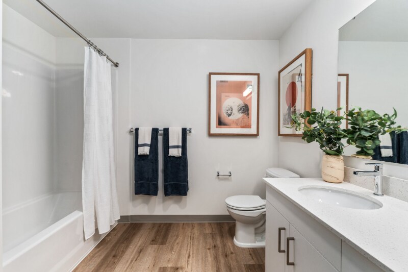 Building Photo - 2950 NE 11th St