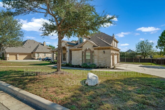 Building Photo - 226 Hamburg Ave