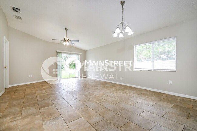 Building Photo - 3 Bedroom Pet-Friendly Home in Riverview, FL with Main Street Renewal