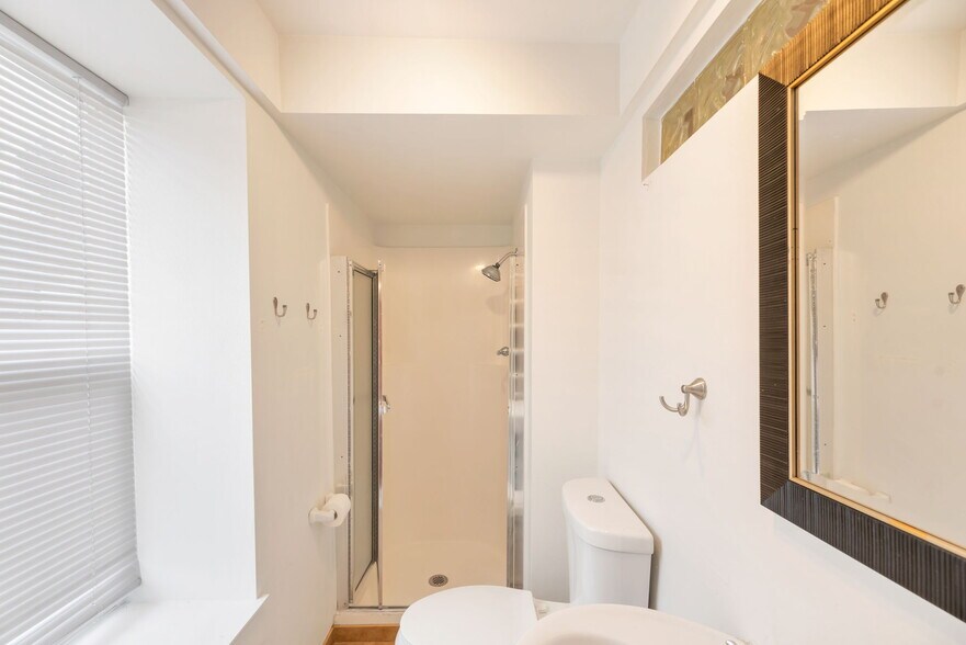 Building Photo - 26250 39th Pl S