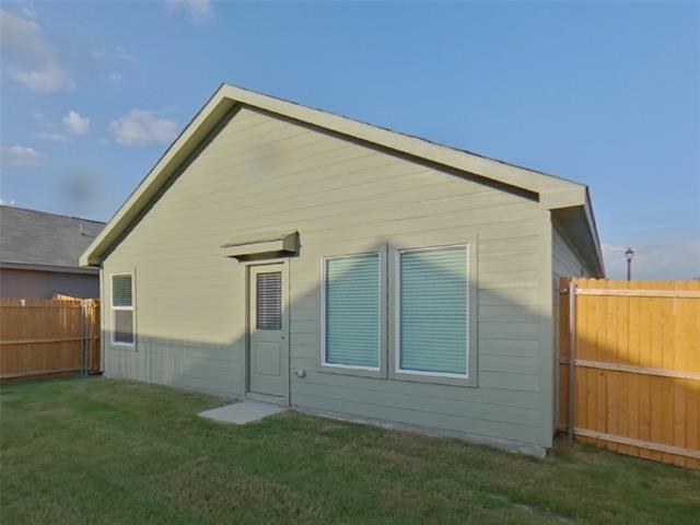 Building Photo - 838 Ponderosa Ln