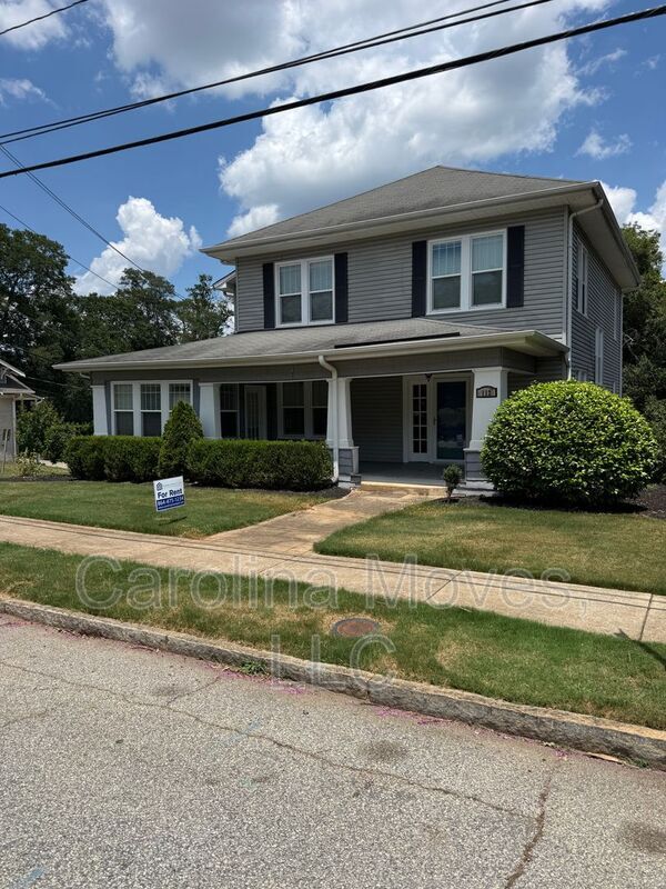 Building Photo - 112 Lavinia Ave