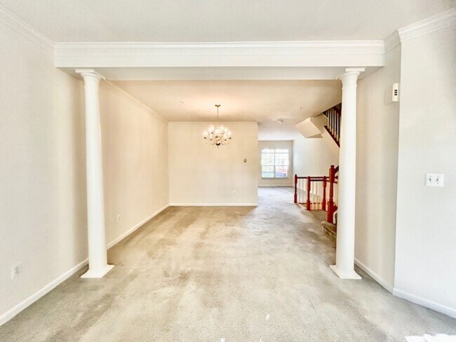 Building Photo - 13027 Middlebrook Road