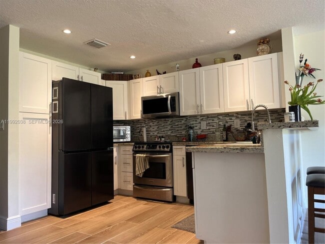 Building Photo - 12992 SW 32nd St