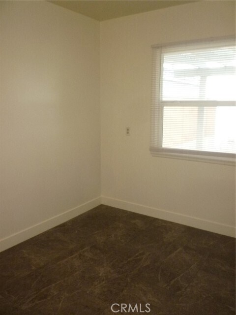 Building Photo - 712 Sartori Ave