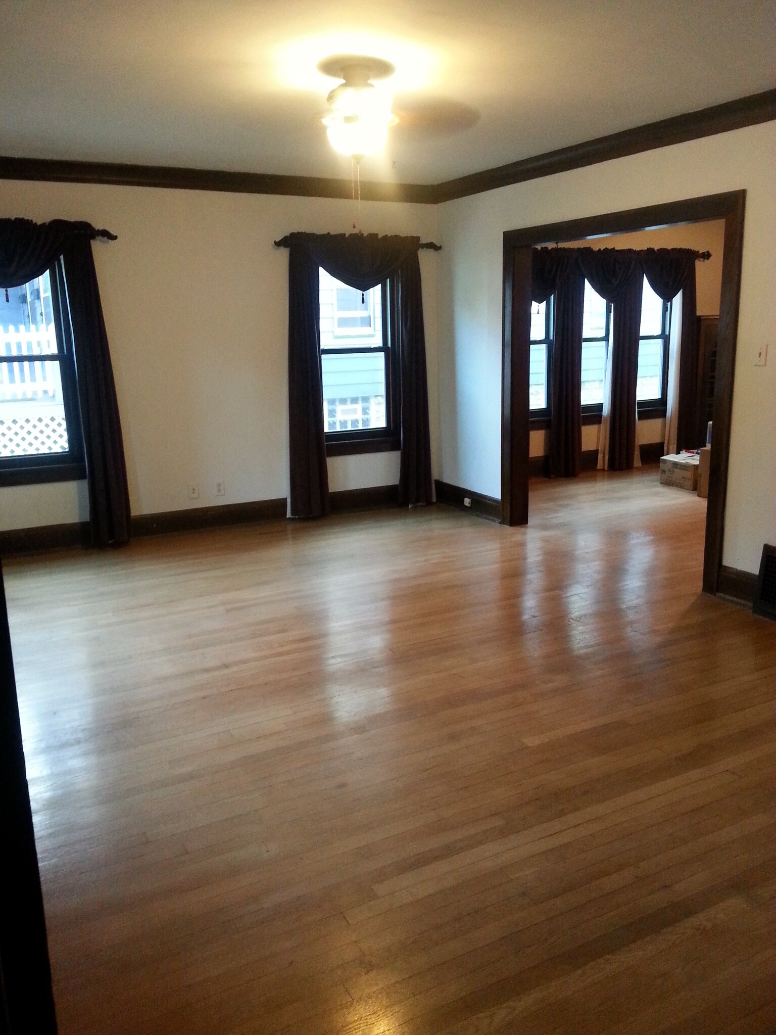 Building Photo - 1361-1363 N Hawley Rd