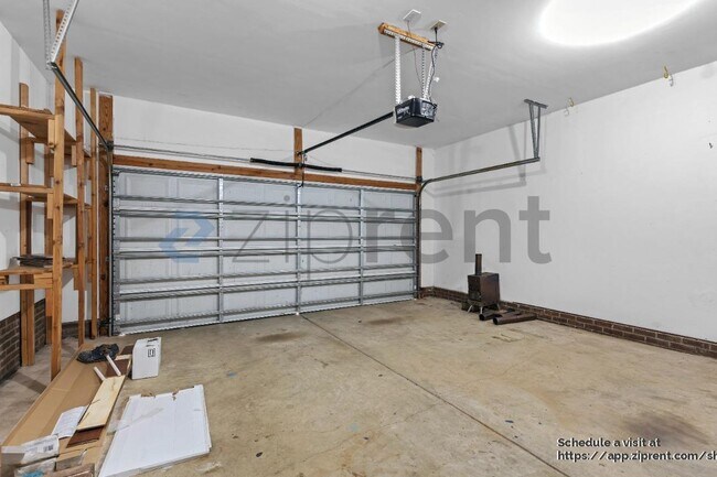 Building Photo - 4405 Candalon Way