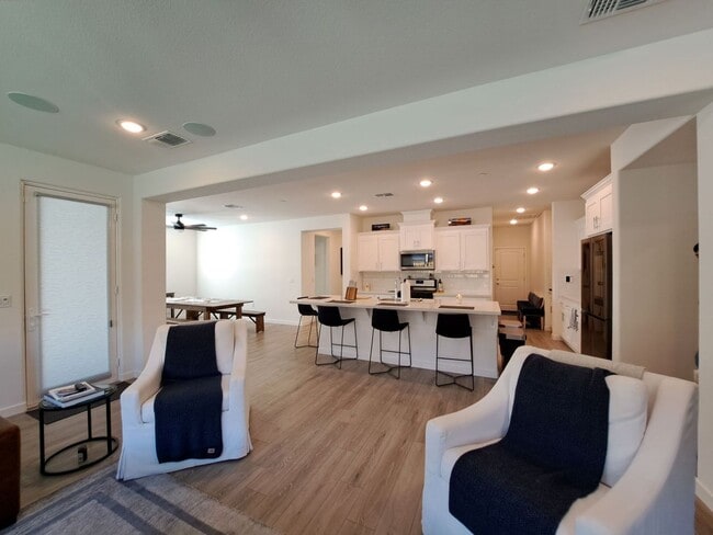 Building Photo - Gorgeous Smart Home is Clean & Loaded!  - ...