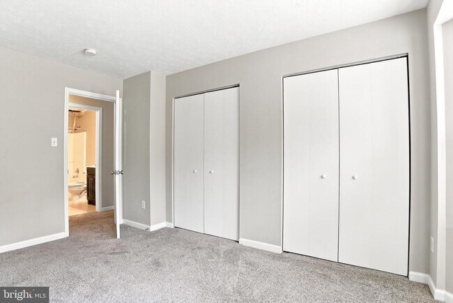 Building Photo - 127 Brookland Terrace
