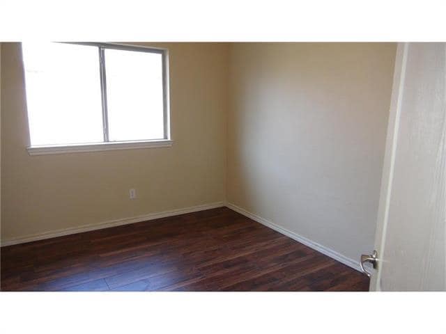 Building Photo - 260 Flatwood Dr