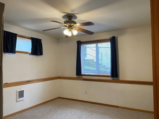 Building Photo - Close to Providence Hospital