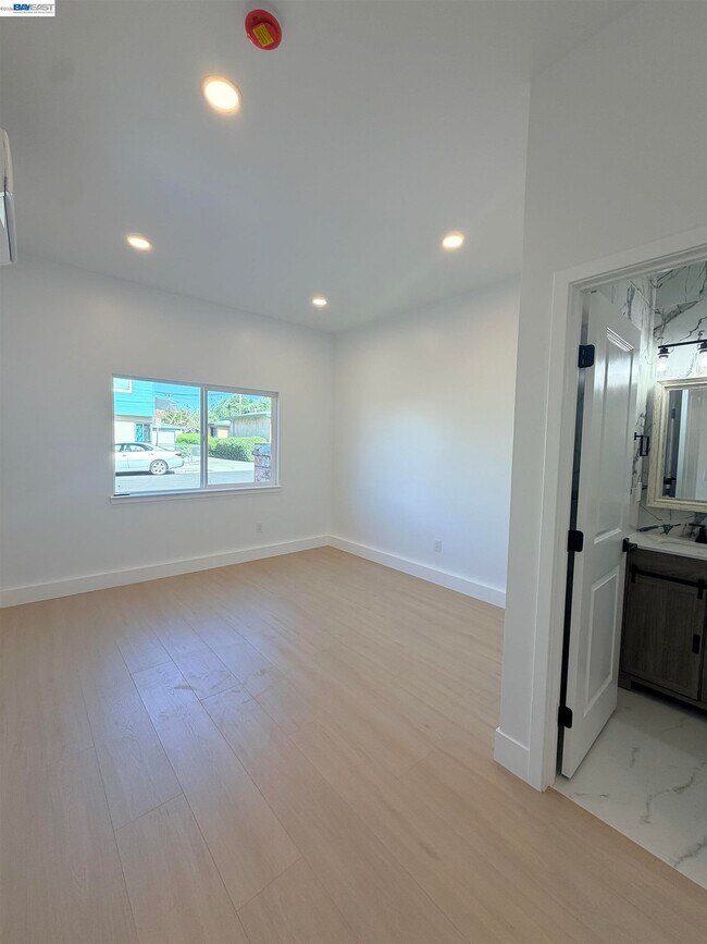 Building Photo - 22639 6th St