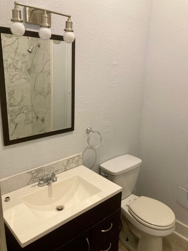 Building Photo - 3523 Avenue L