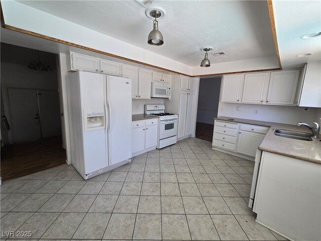 Building Photo - 1512 Oderzo Ln