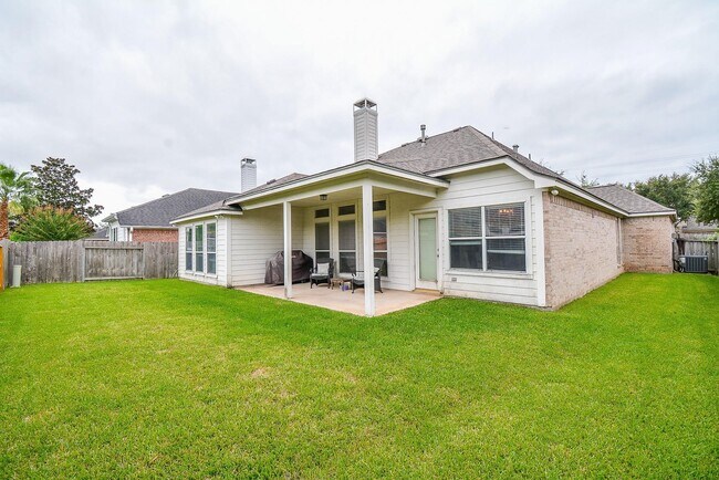 Building Photo - 21930 Grand Brook Ln