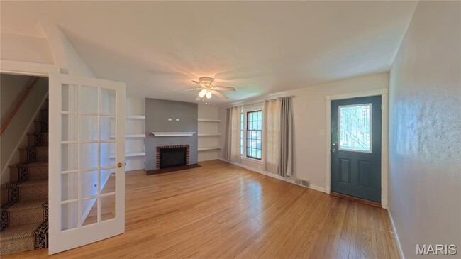 Building Photo - 207 Marilyn Dr