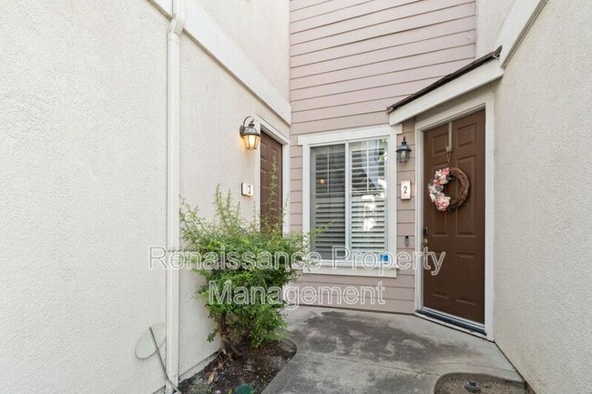 Building Photo - 4182 Glenwood Terrace