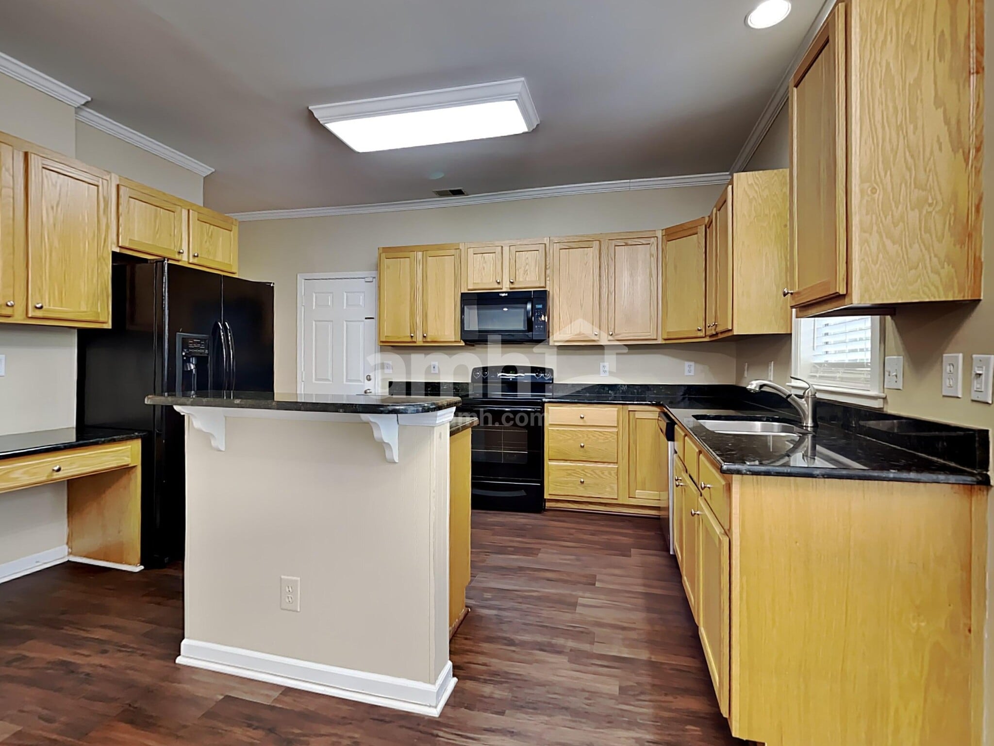 Building Photo - 2738 Seastrand Ln