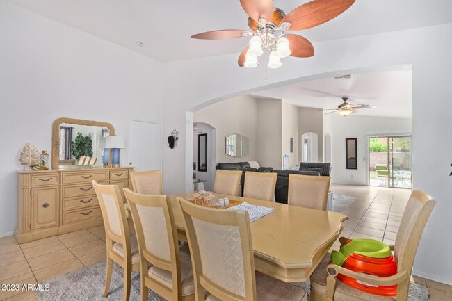 Building Photo - 23875 W La Salle St