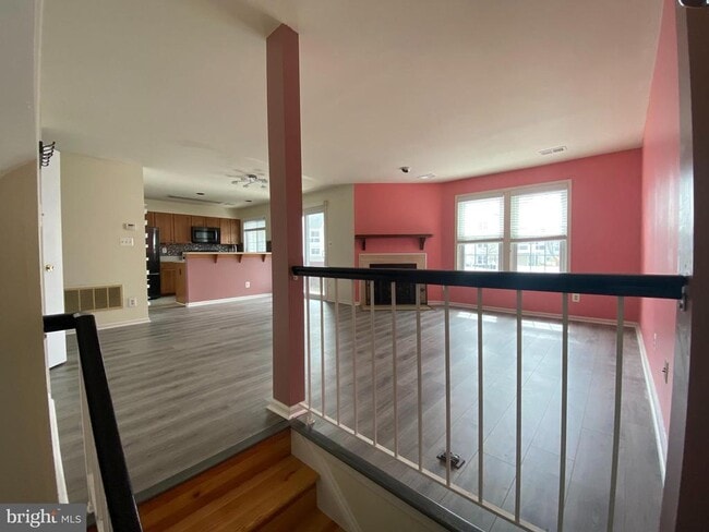Building Photo - 12891 Grays Pointe Rd