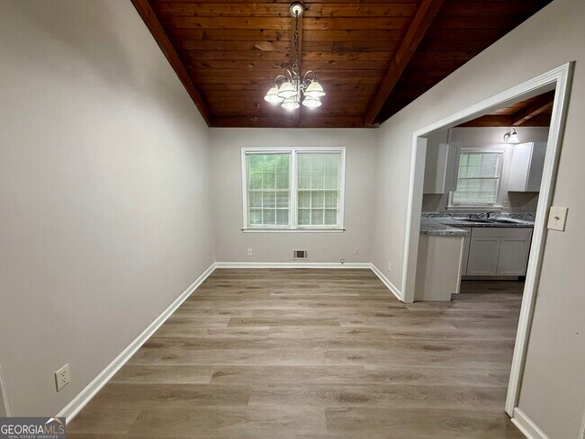 Building Photo - 5776 Windermere Ct