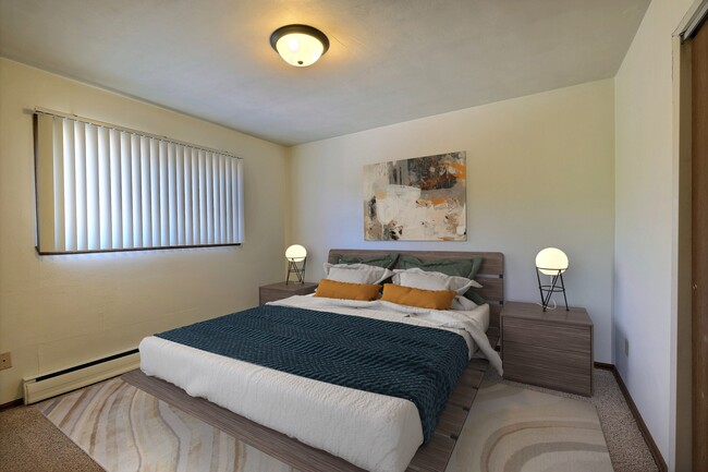 Fargo, ND Spring Apartments | Bedroom - Spring