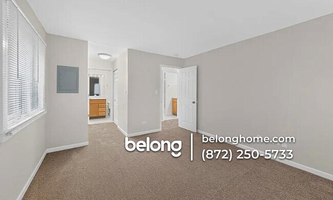 Building Photo - 1420 Stonebridge Cir