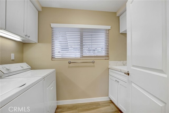 Building Photo - 8036 Valle Vista Dr