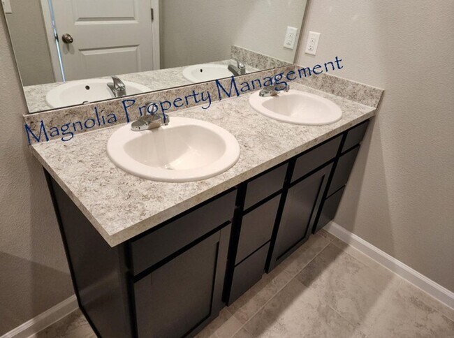 Building Photo - Magnolia Park - Haines City