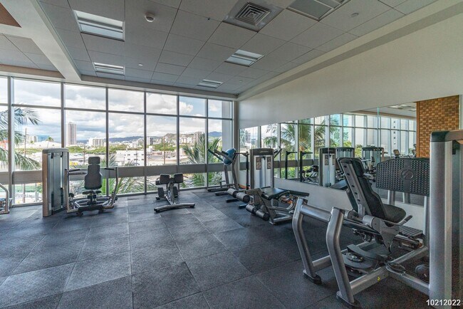 Building Photo - Waihonua 2br 2ba 2pkg (tandem) w/Storage, High Floor, Amenities (Honolulu)