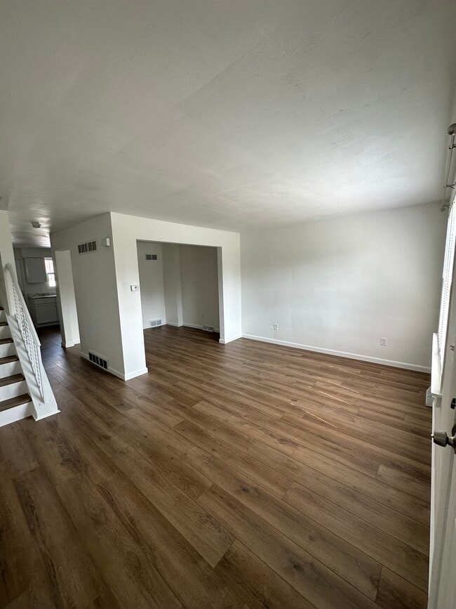 Building Photo - 1132 N Highland Ave