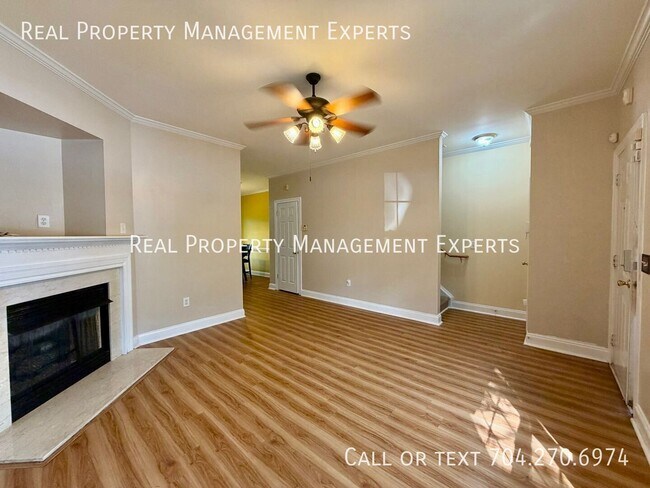 Building Photo - 2154 Sardony Ln