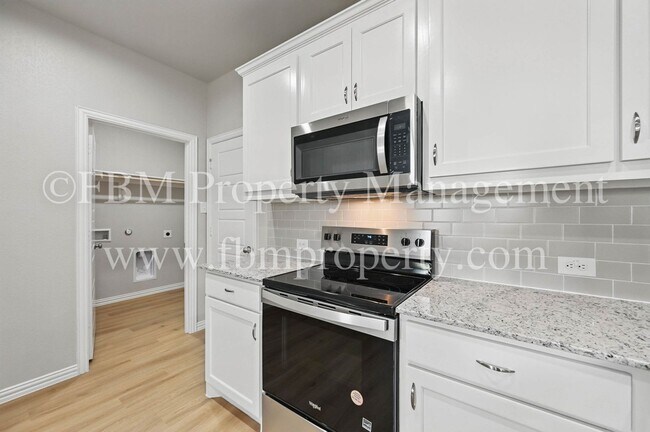 Building Photo - 2909 Ali Dr