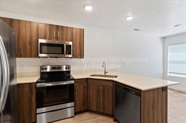 Building Photo - 1173 Shady Brook Ln S