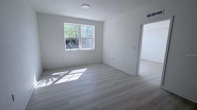 Building Photo - 5587 Millennia Park Dr