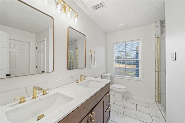 Building Photo - 1361 Poplar Ridge Dr