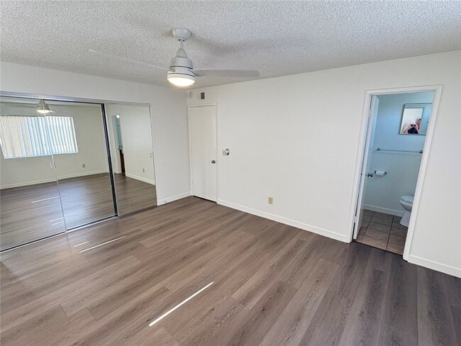Building Photo - 2323 Whitesands Dr