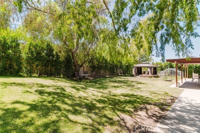 Building Photo - 2234 E Hillcrest Dr